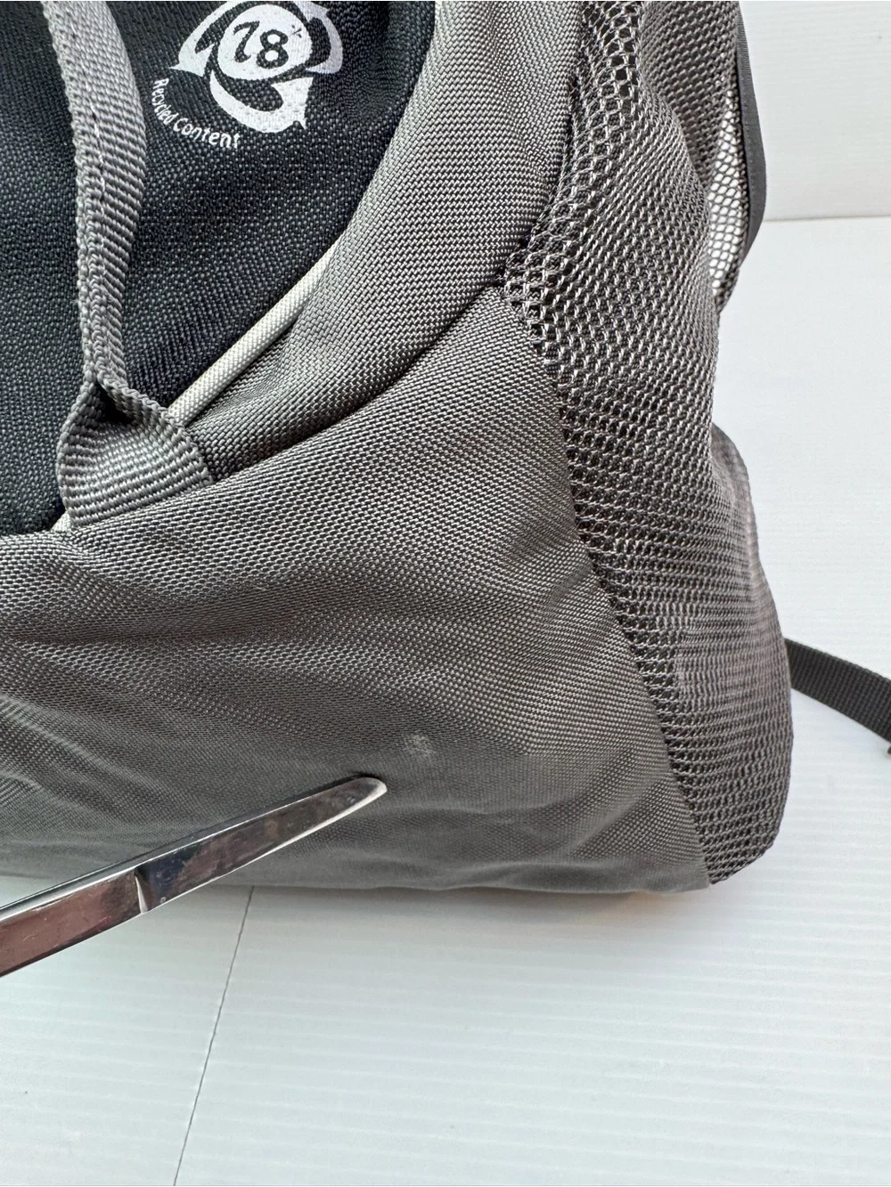 Osprey Helix Resource Series Backpack Black Grey Recycled Daypack Hiking Unisex